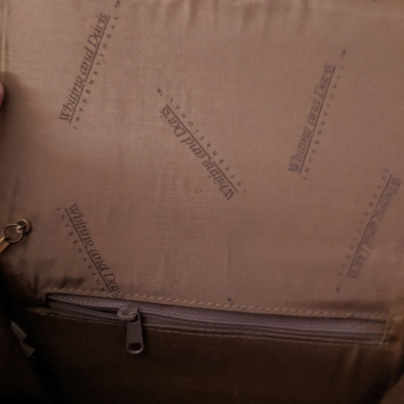 Vintage Whiting and Davis Ivory Mesh Clutch - Picture 7 of 7